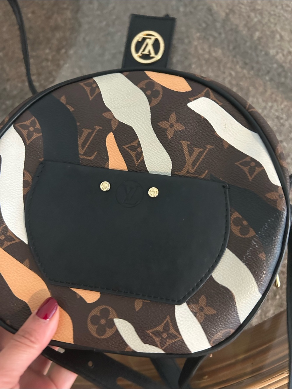 Multicolor Black Handbag - Picture 11 of 11